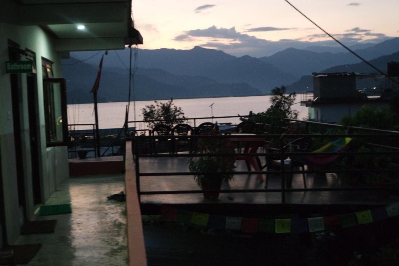 Pokhara Youth Hostel Dış mekan fotoğraf